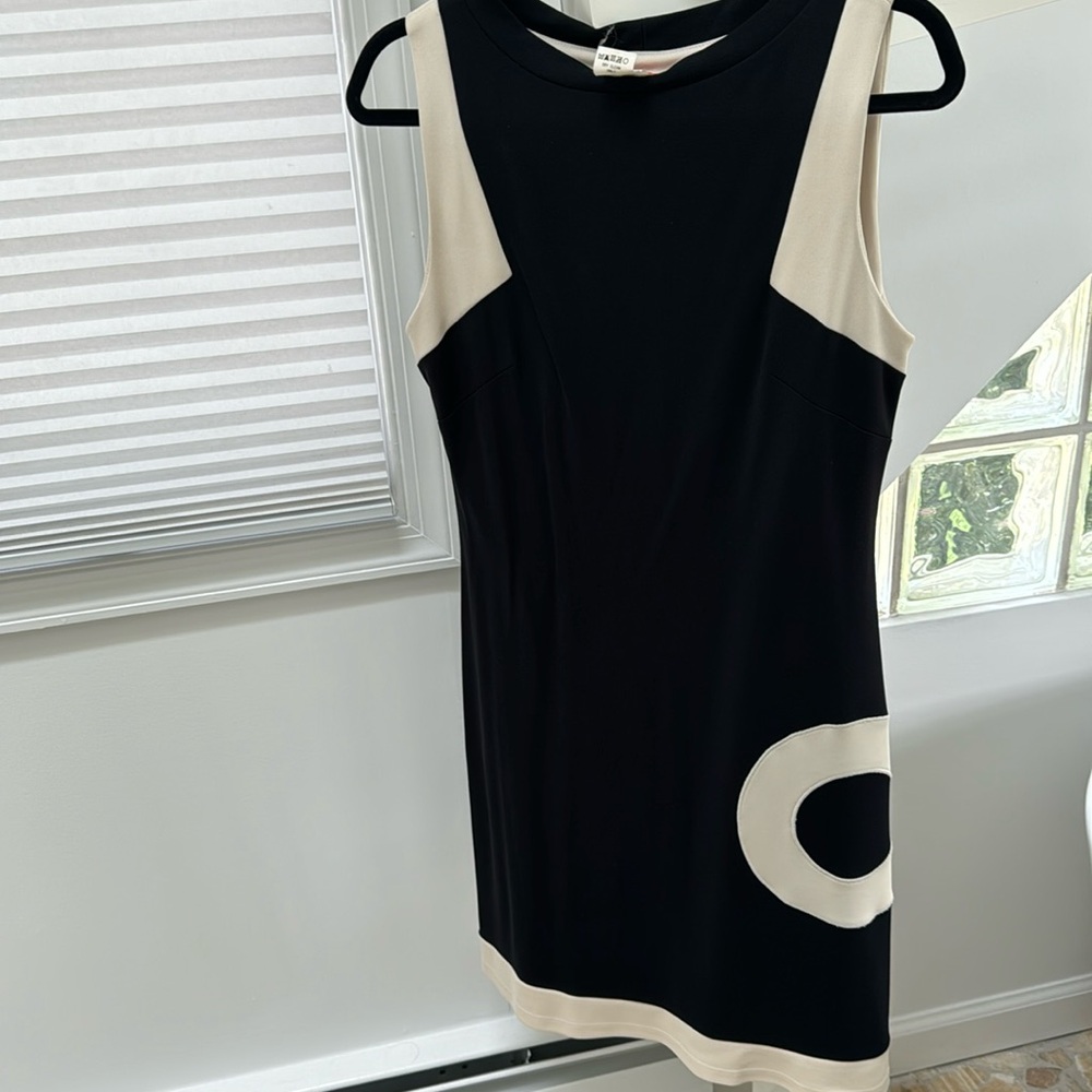 ABS cream and black dress just above knee M